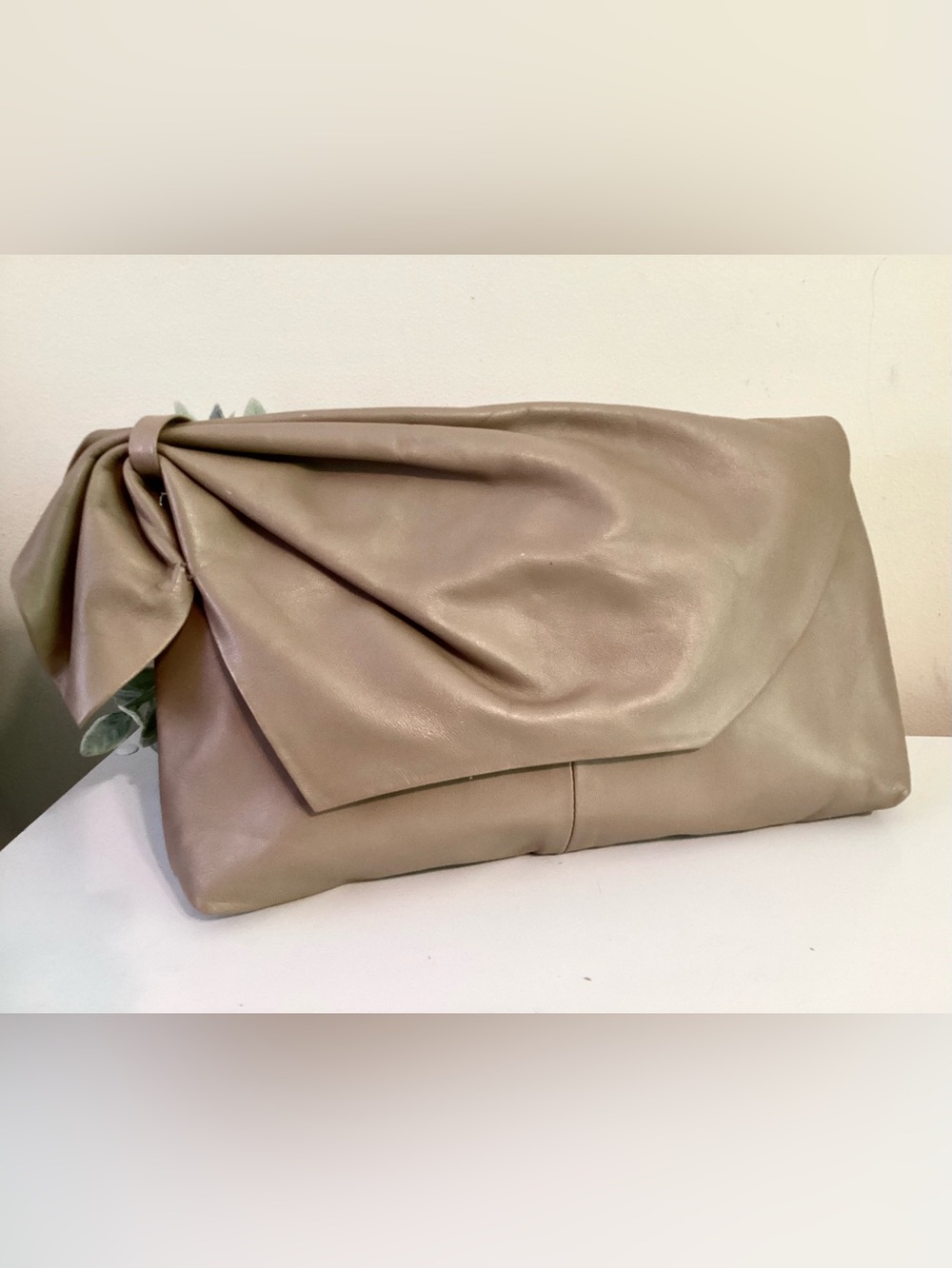 Vintage Taupe Leather Clutch Handbag